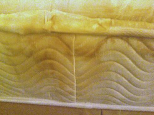 mattress-stain